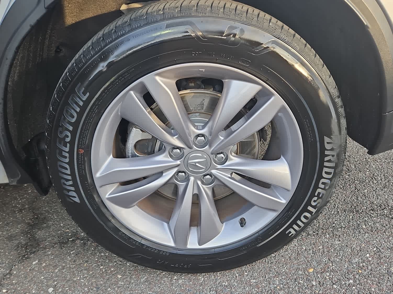 Certified 2024 Acura MDX SH-AWD image 36