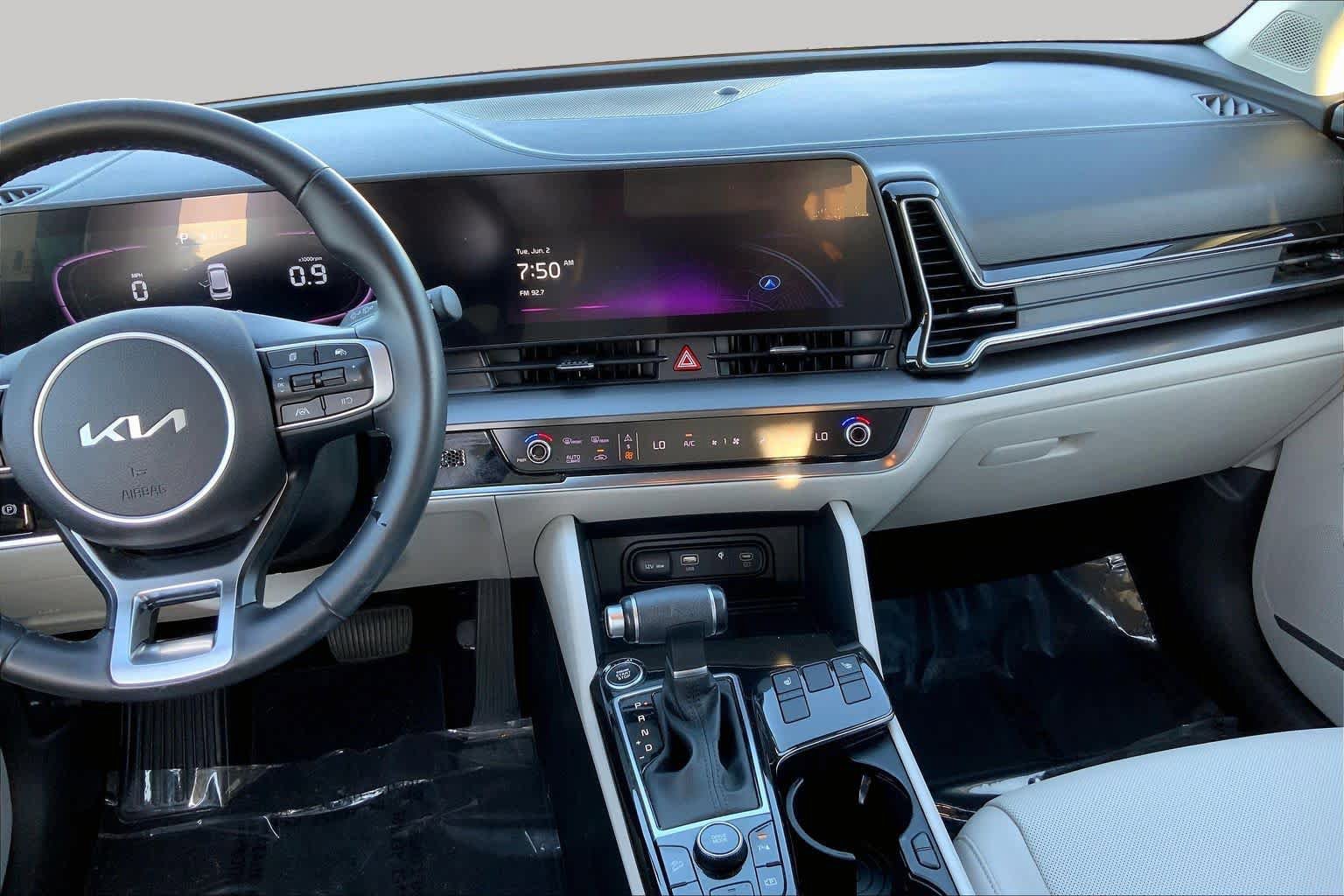 Used 2023 Kia Sportage EX FWD image 7