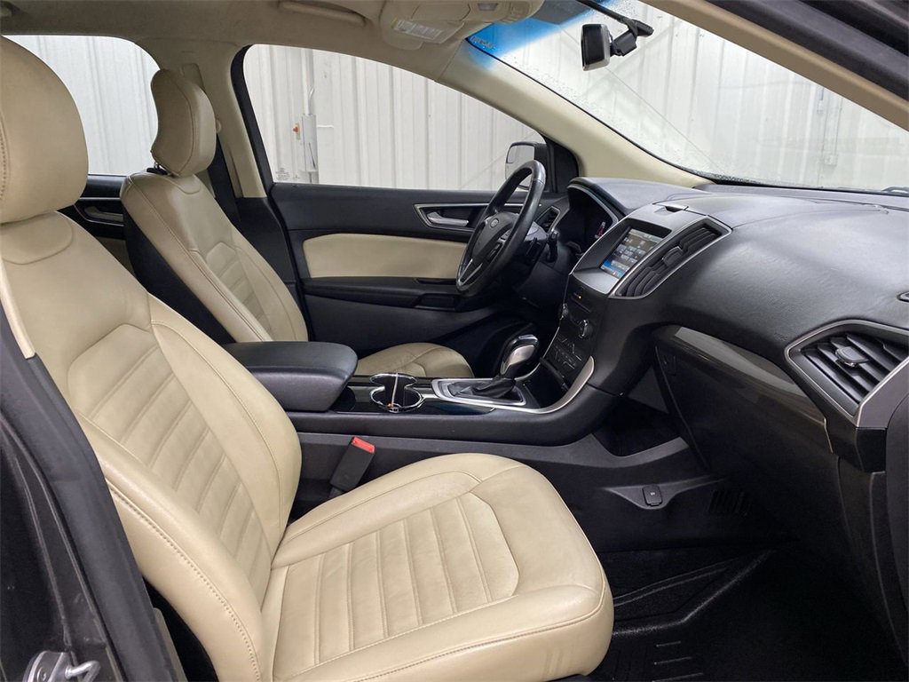 Used 2015 Ford Edge SEL w/ Equipment Group 201A image 21