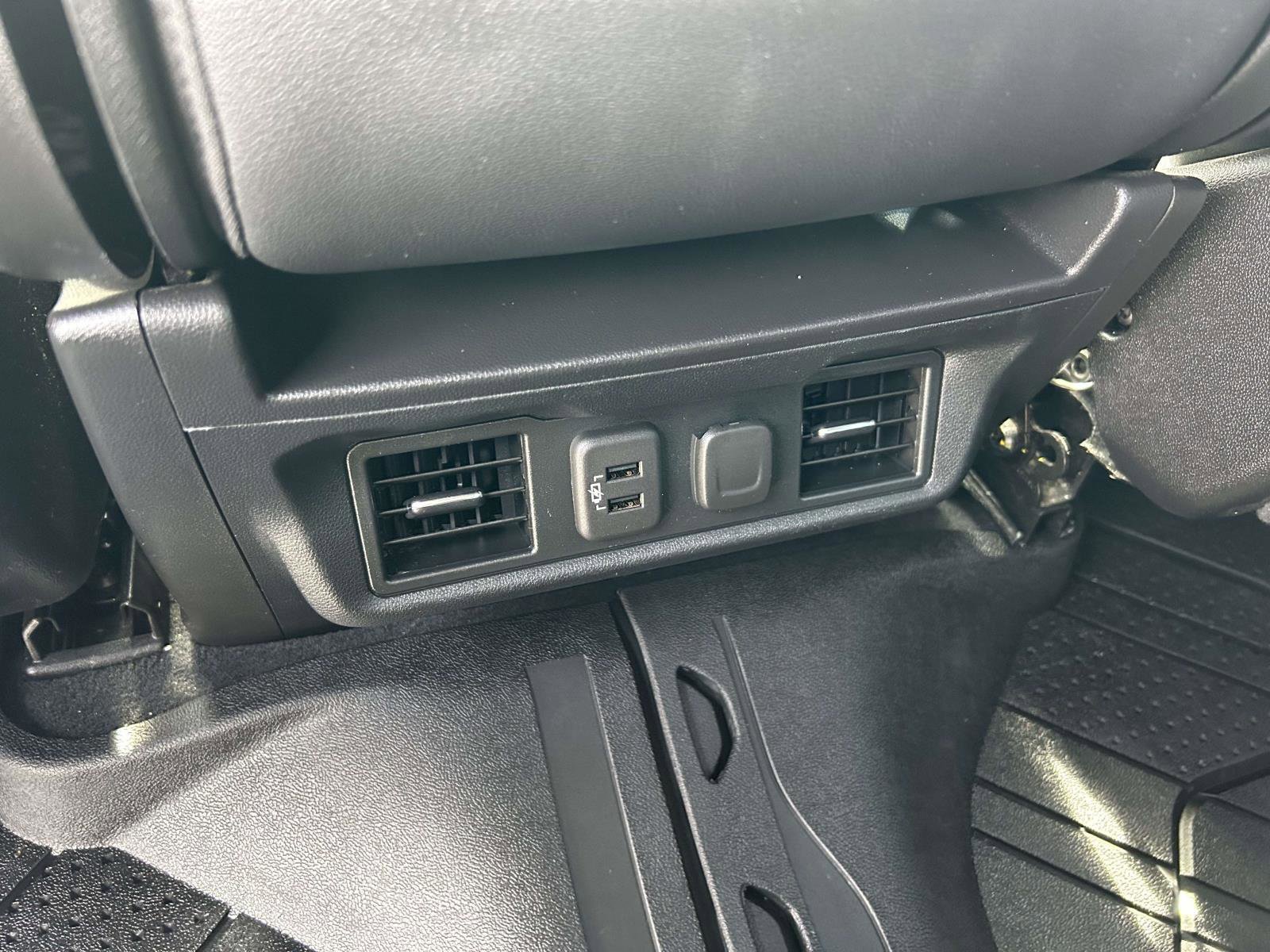 Used 2019 Chevrolet Silverado 1500 LT w/ All-Star Edition image 15