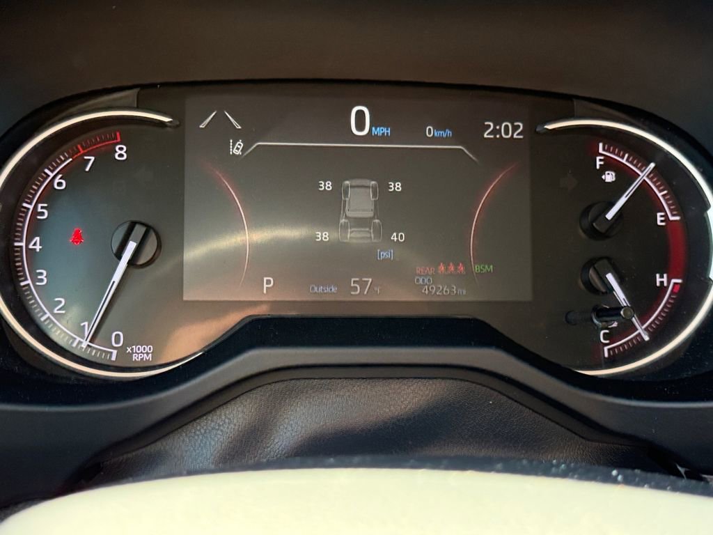 Certified 2024 Toyota RAV4 XLE FWD image 27