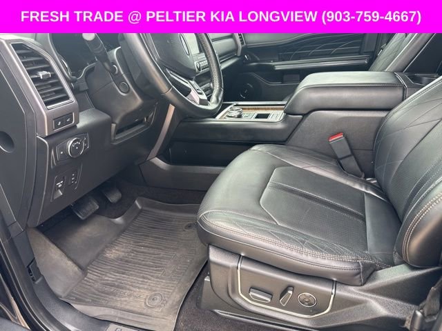 Used 2019 Ford Expedition Platinum image 16