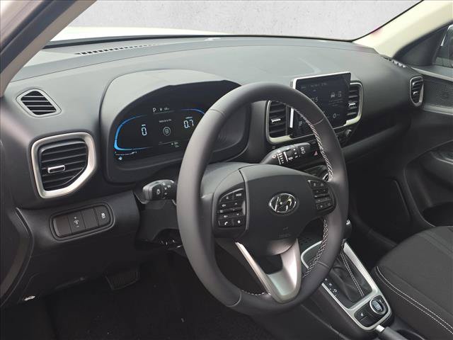 New 2026 Hyundai Venue SEL FWD image 6