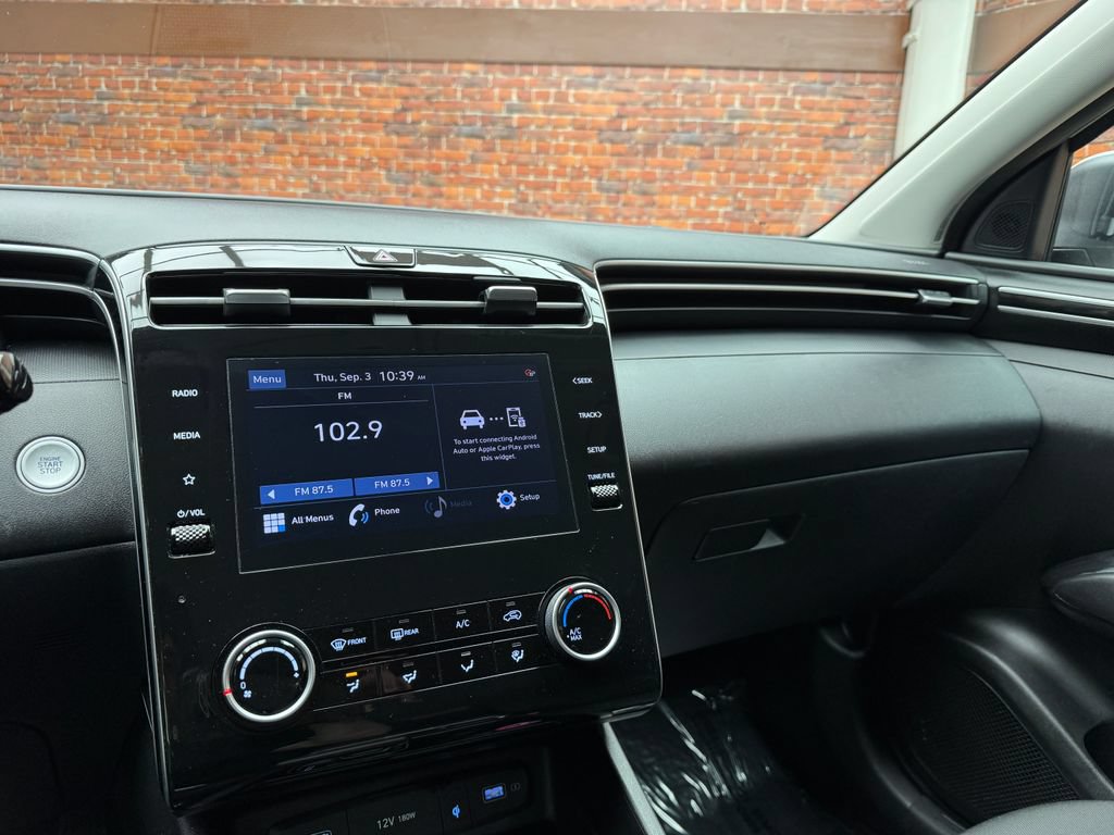 Used 2023 Hyundai Tucson SEL FWD image 18