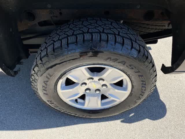 Used 2015 Chevrolet Silverado 1500 LT w/ All Star Edition AWD/4WD image 12