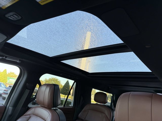 Certified 2026 Lincoln Navigator L Reserve AWD/4WD image 29