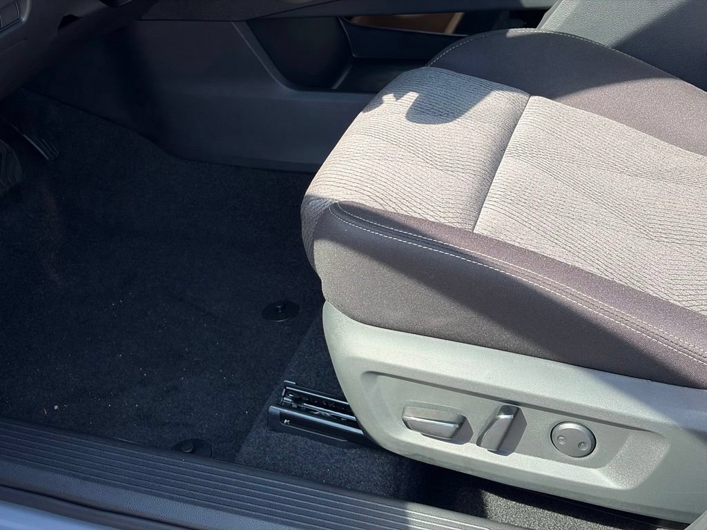 New 2026 Nissan Rogue SV w/ Cold Weather Package FWD image 13