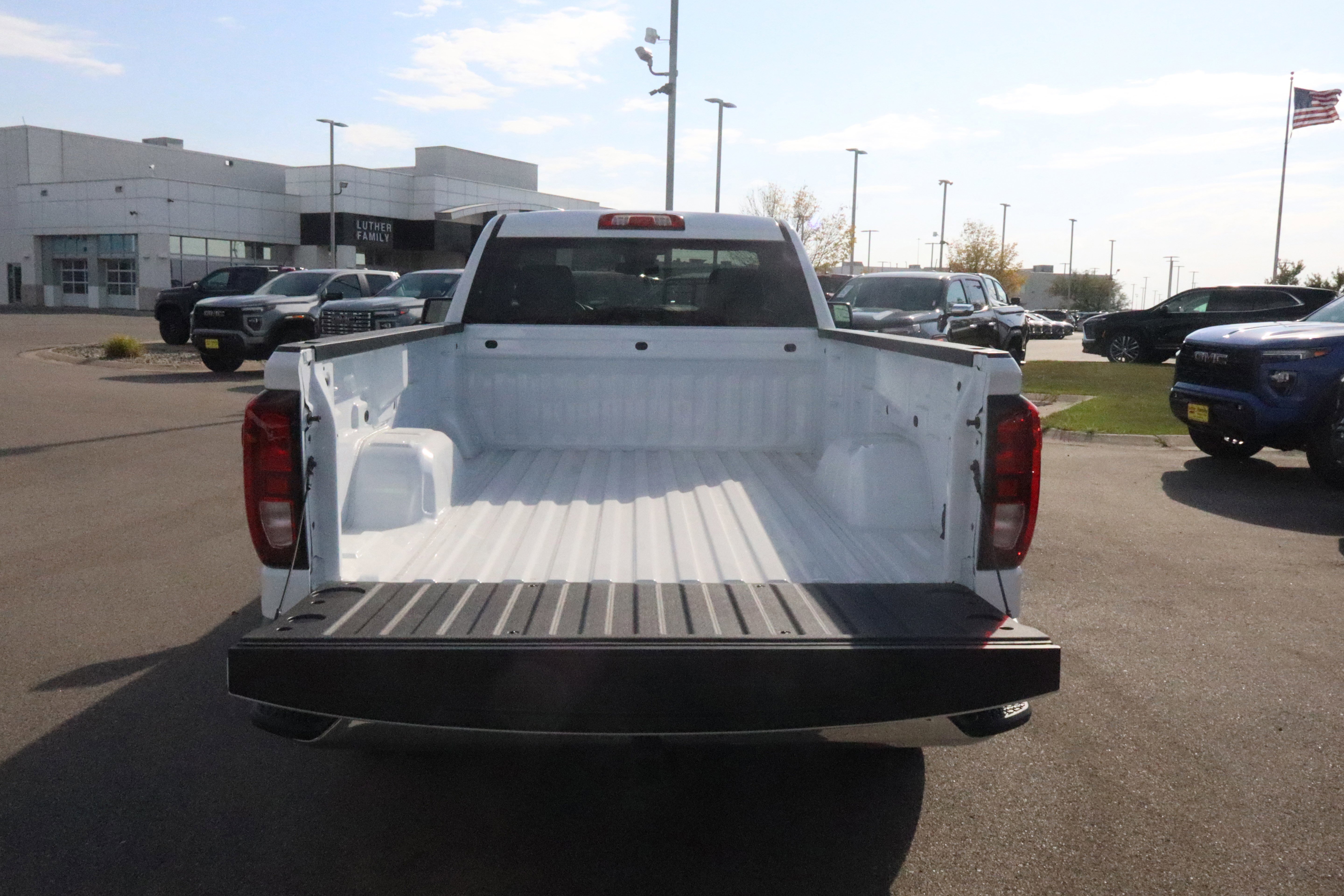 New 2026 GMC Sierra 1500 Pro w/ Pro Value Package image 14