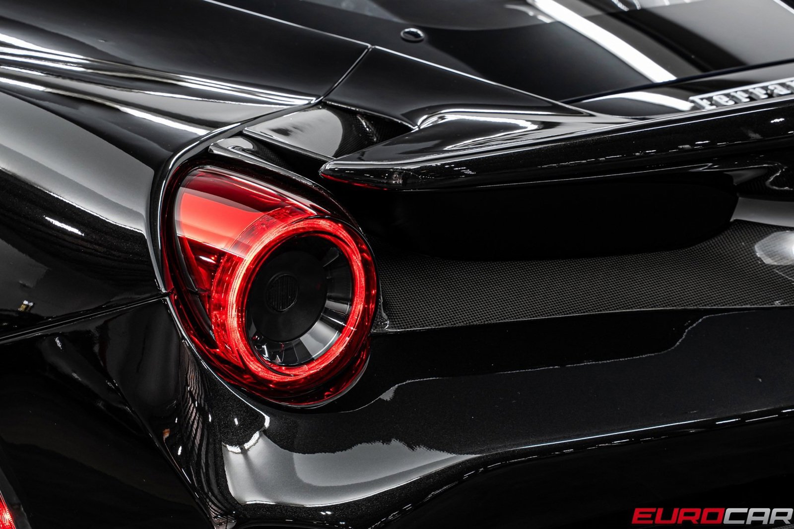 Used 2019 Ferrari 488 Pista Coupe image 26