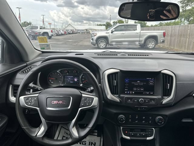 Used 2022 GMC Terrain SLE w/ Elevation Edition FWD image 12