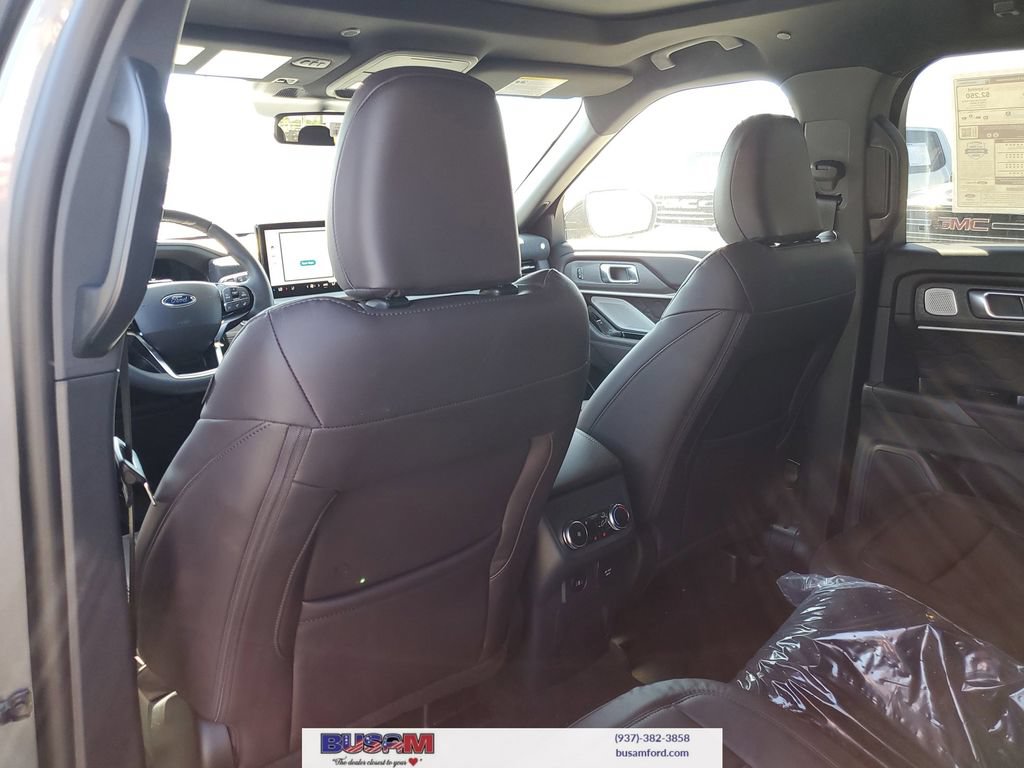 New 2026 Ford Explorer Platinum w/ LUX Leather Package AWD/4WD image 16