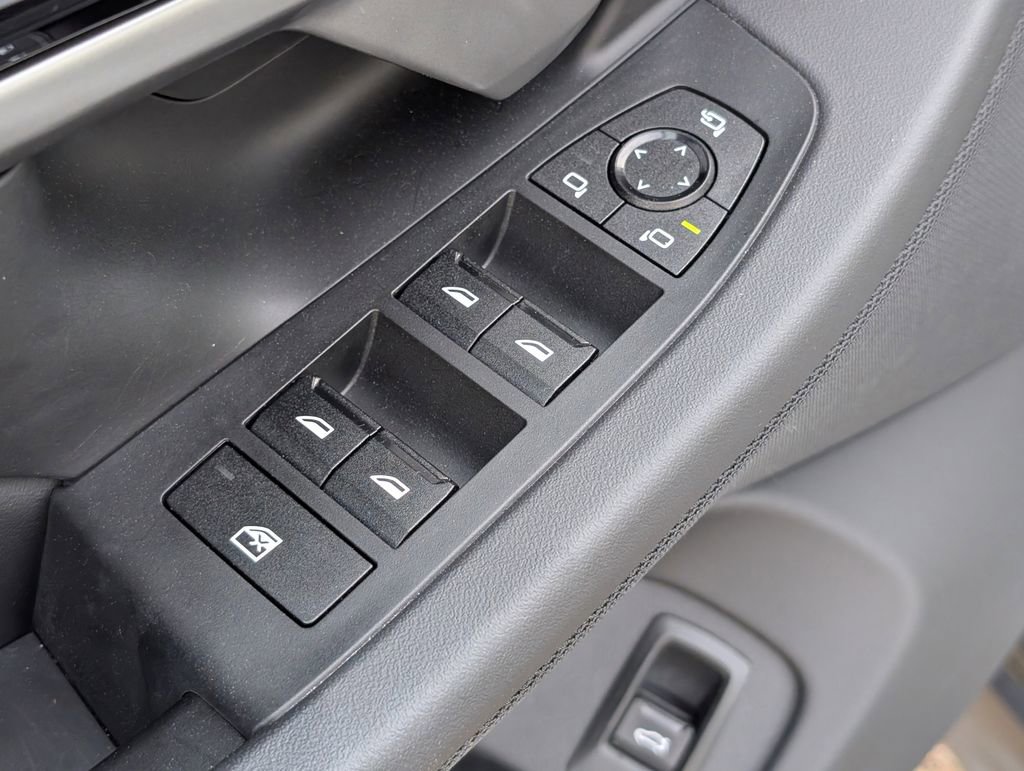 Used 2025 BMW 530i 530i image 15