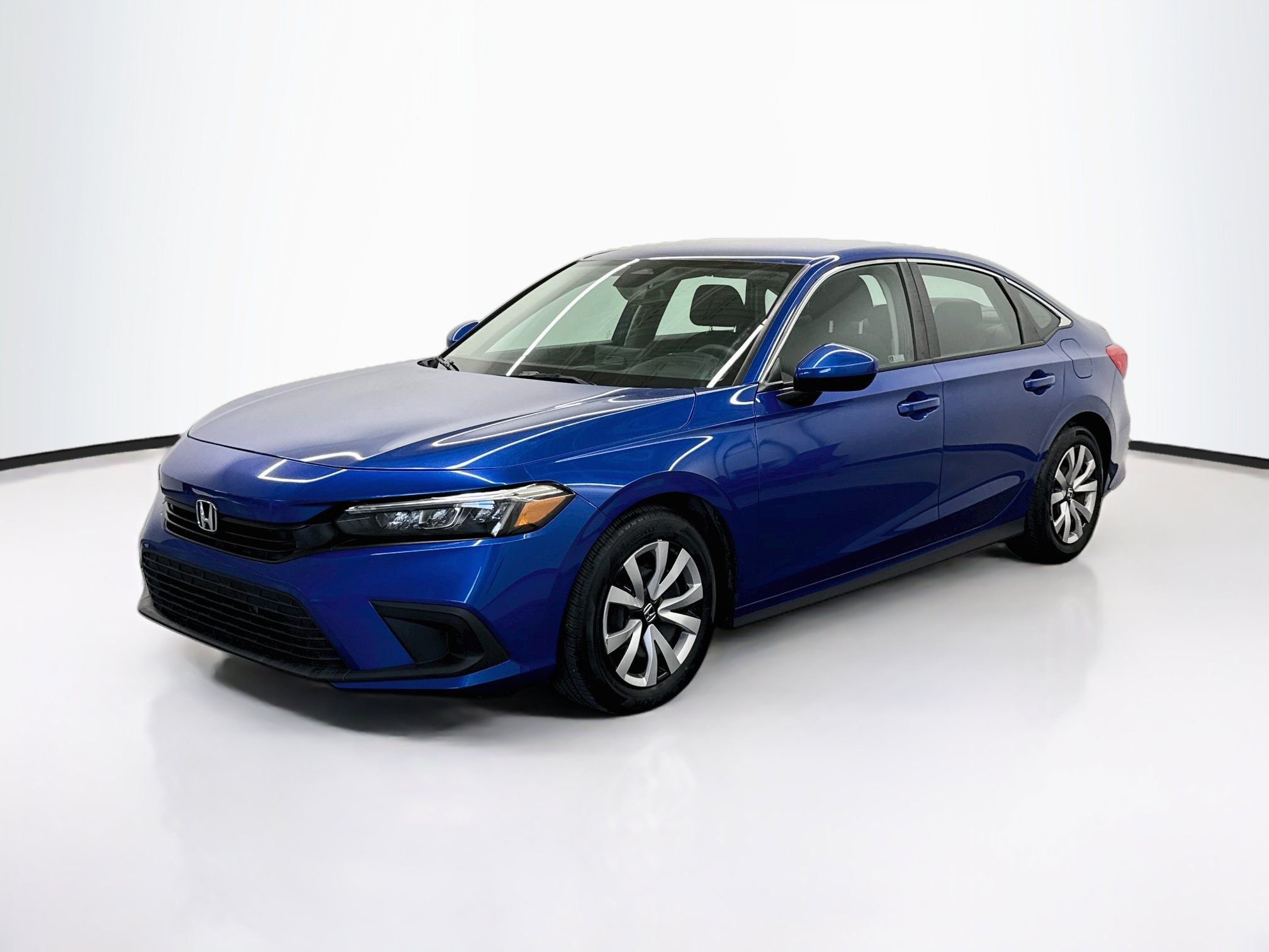 Used 2024 Honda Civic LX image 3