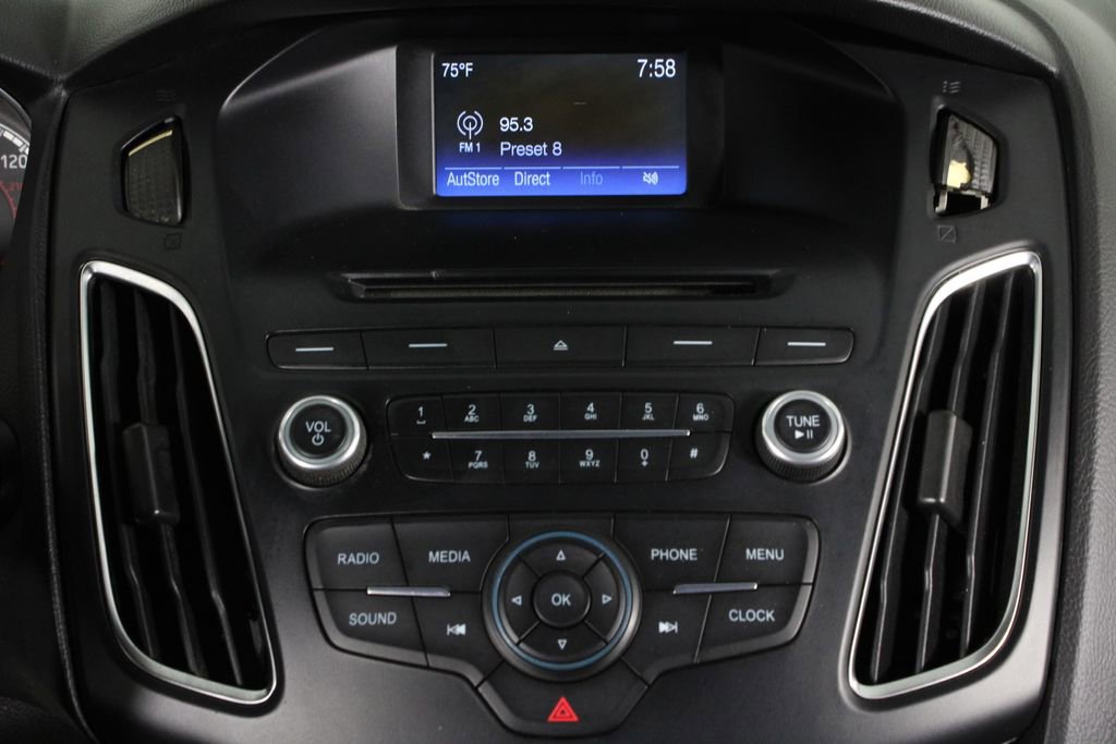 Used 2015 Ford Focus ST image 21