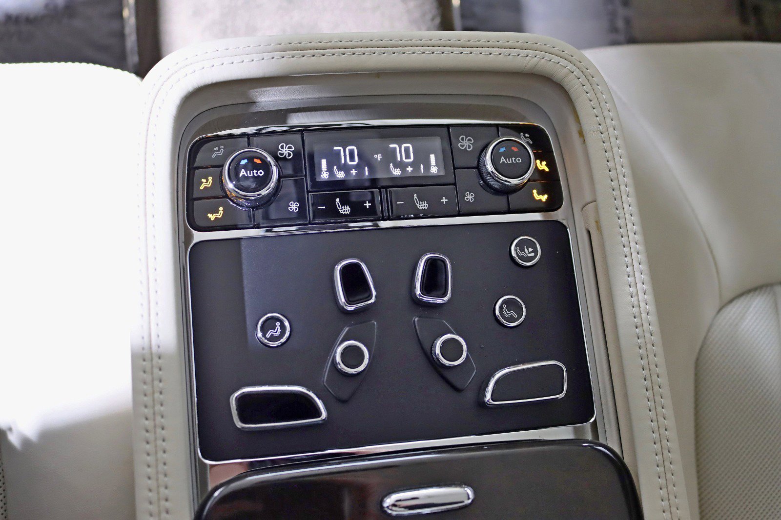 Used 2011 Bentley Mulsanne image 27