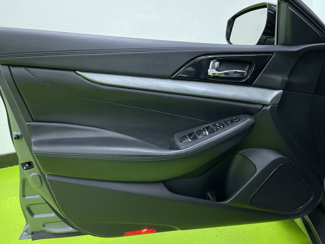 Used 2018 Nissan Maxima 3.5 S image 15