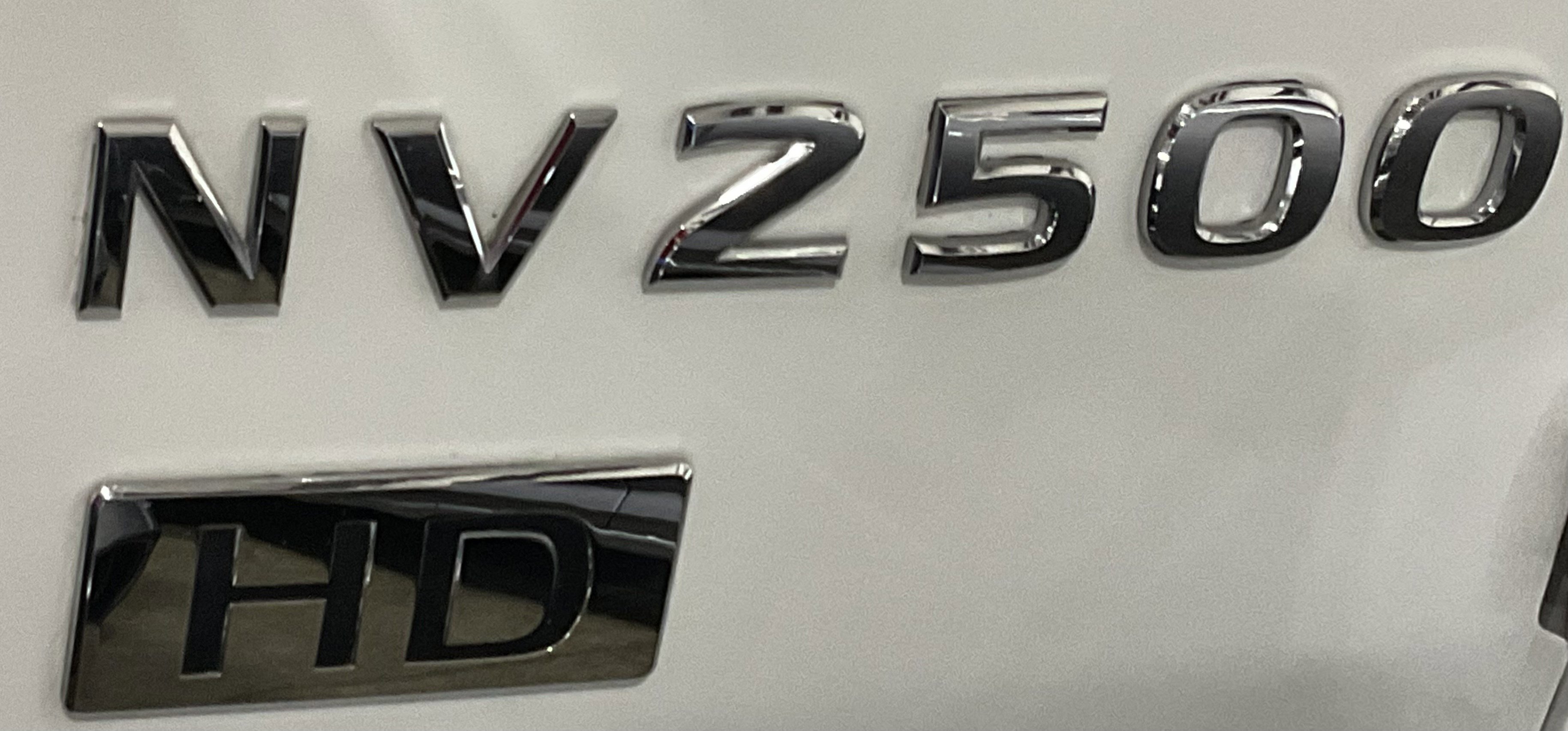 Used 2012 Nissan NV 2500 S w/ Side Curtain Airbag Pkg image 7