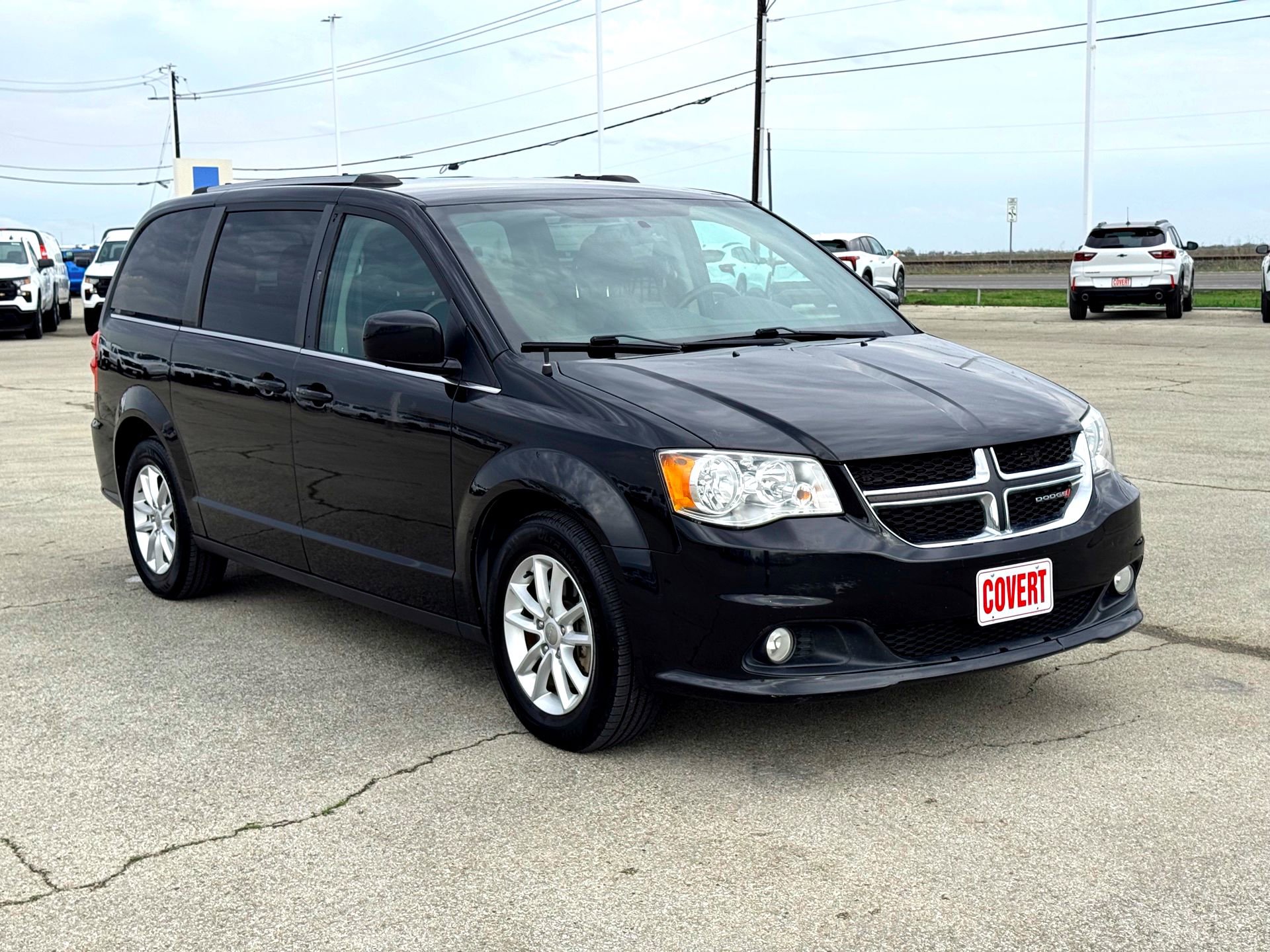 Used 2018 Dodge Grand Caravan SXT image 4