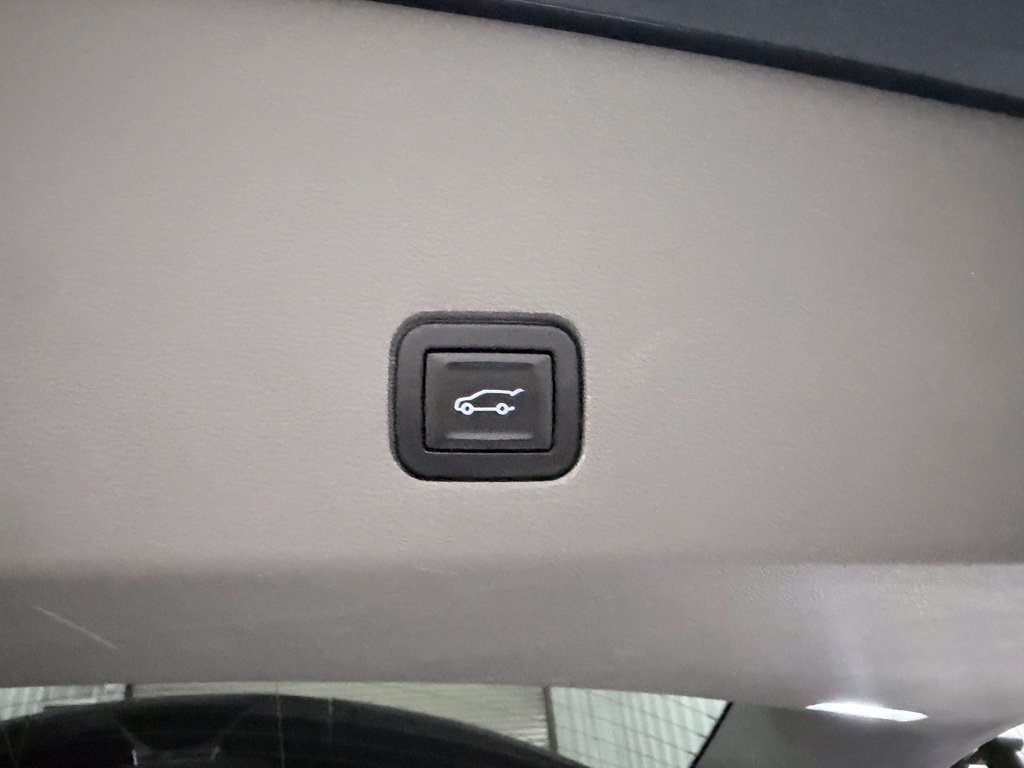 Used 2020 Cadillac XT6 Premium Luxury FWD image 48