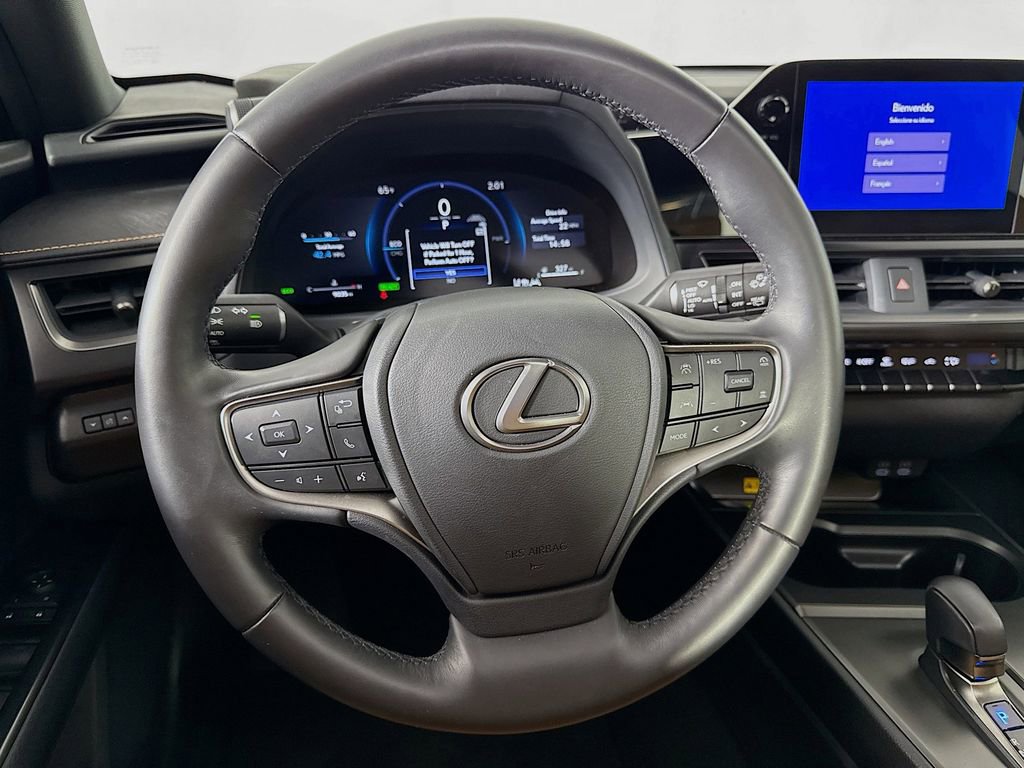 Certified 2025 Lexus UX 300h FWD image 11