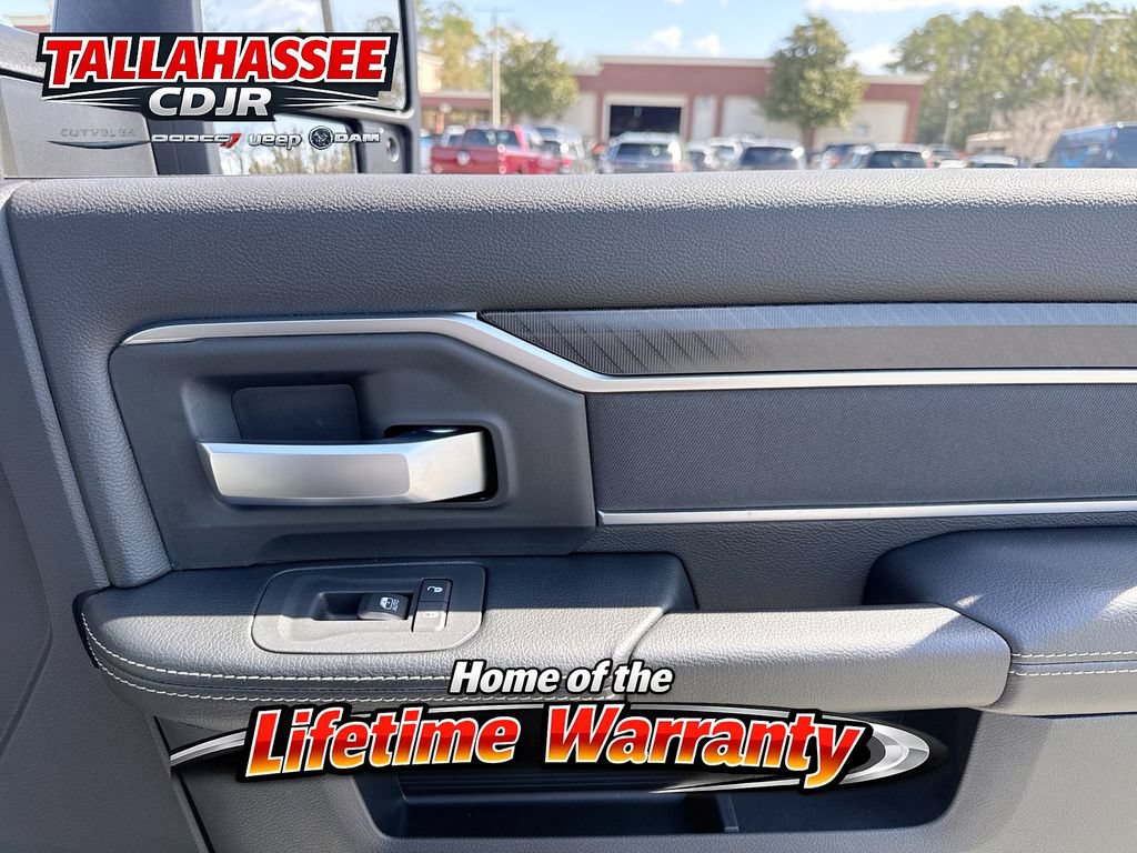 New 2026 RAM 2500 Big Horn AWD/4WD image 28