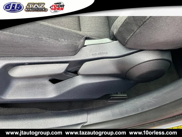 Used 2025 Toyota Camry LE FWD image 11