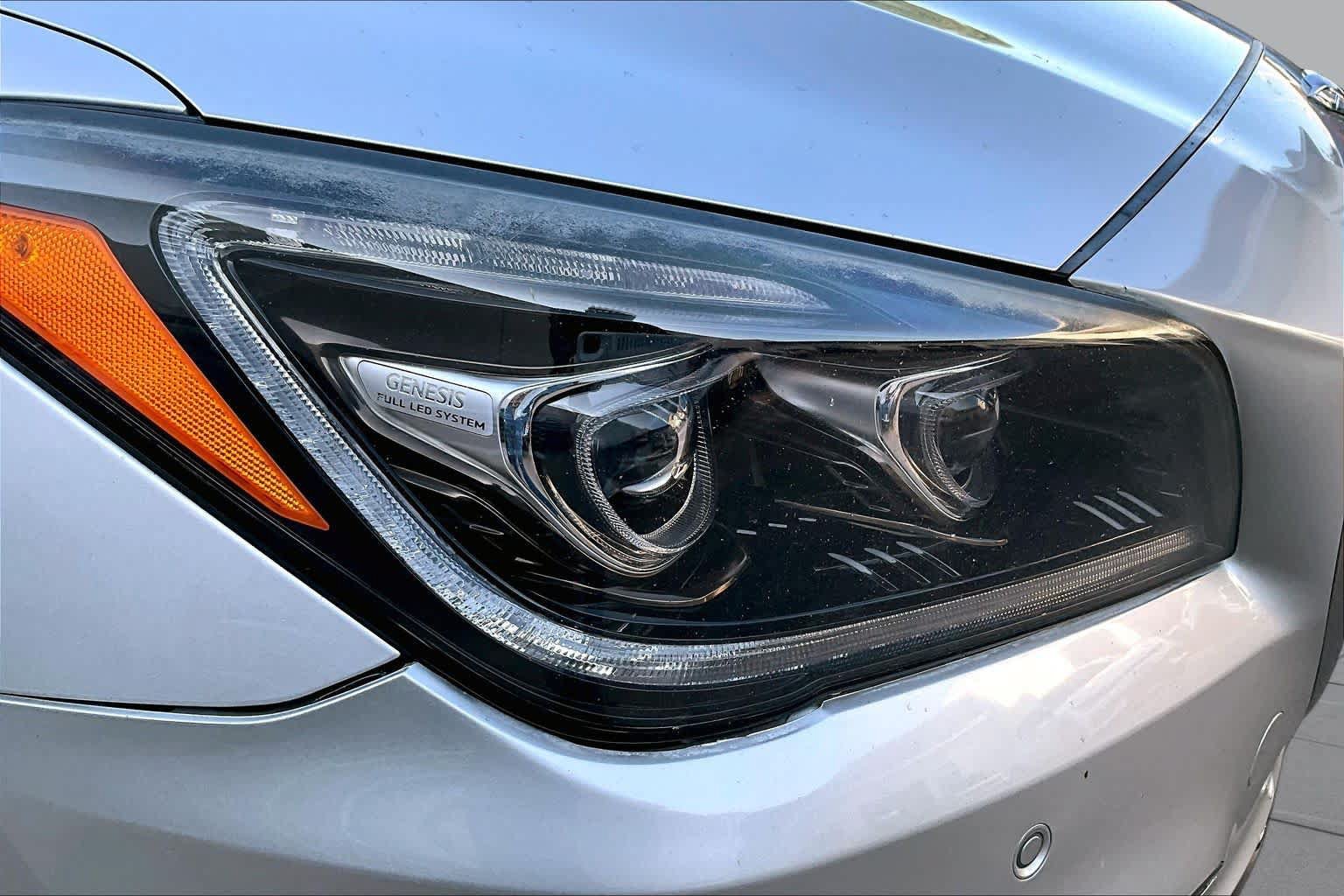 Used 2018 Genesis G80 3.8 w/ Option Group 03 RWD image 27