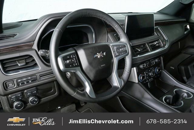 Used 2023 Chevrolet Tahoe Z71 w/ Luxury Package image 4