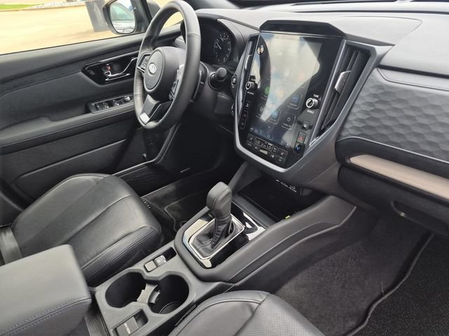 Used 2025 Subaru Forester Limited AWD/4WD image 14