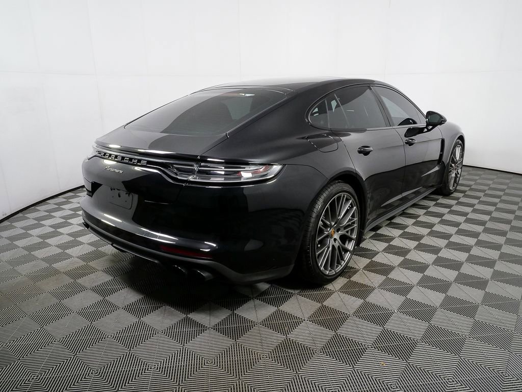 Certified 2023 Porsche Panamera Platinum Edition image 31