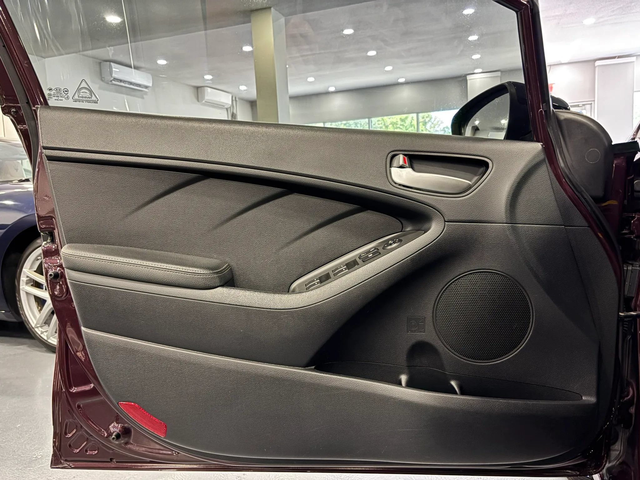 Used 2017 Kia Forte LX FWD image 27