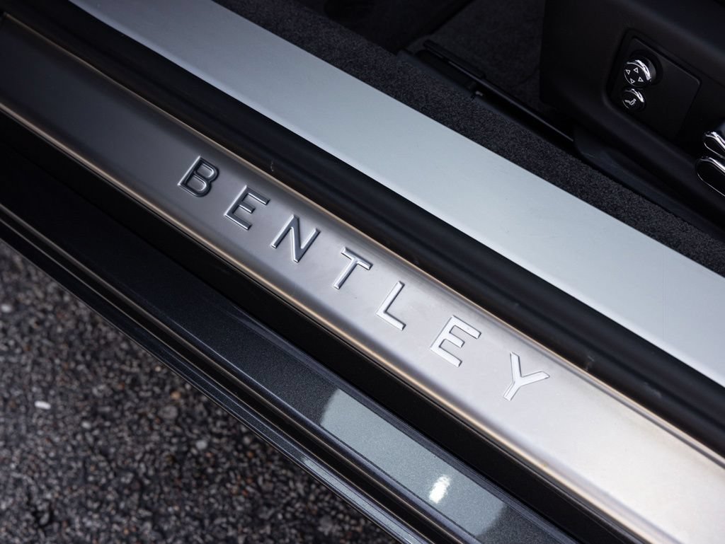 Certified 2023 Bentley Continental GT V8 AWD/4WD image 30