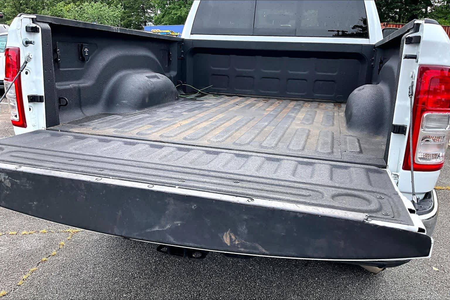 Used 2024 RAM 2500 Tradesman w/ Chrome Appearance Group AWD/4WD image 32