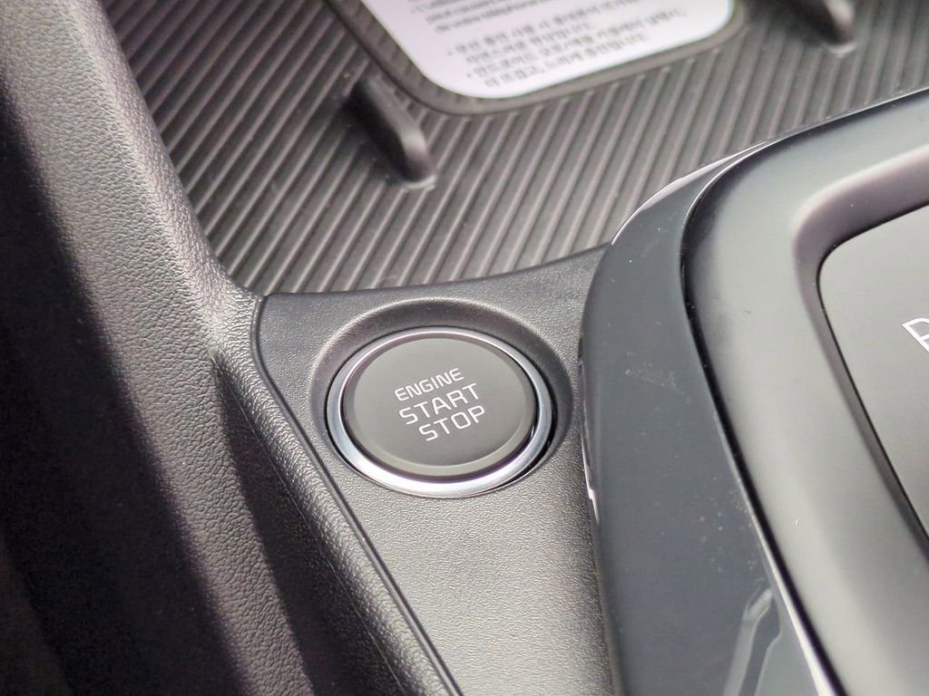 New 2026 Kia K4 LXS image 17