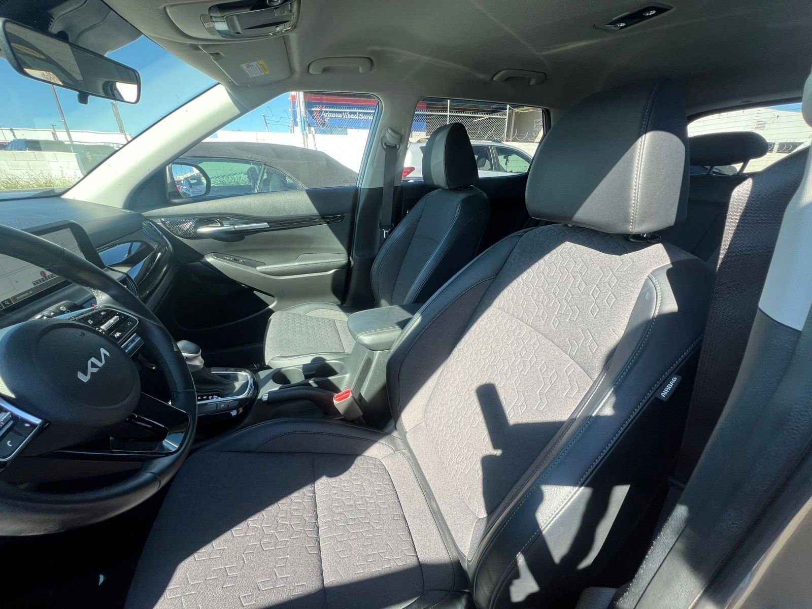 Used 2025 Kia Seltos S image 36