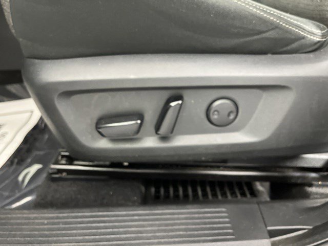Used 2022 Nissan Rogue SV FWD image 28