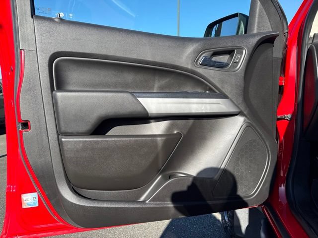 Used 2018 Chevrolet Colorado ZR2 w/ ZR2 Dusk Special Edition AWD/4WD image 25