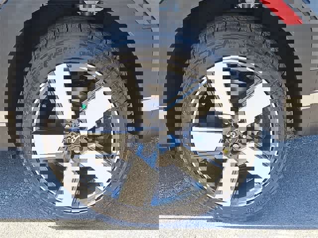 Used 2024 Hyundai Santa Fe Limited image 16