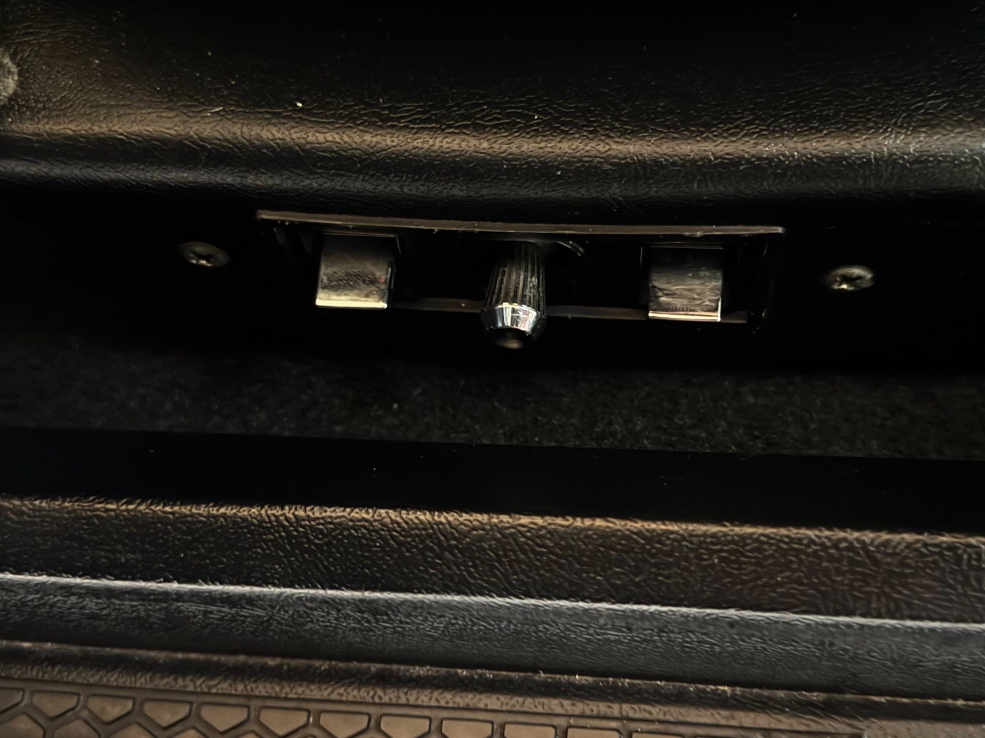 Used 1989 Chevrolet Camaro IROC-Z RWD image 17