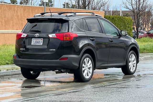 Used 2015 Toyota RAV4 Limited w/ Technology Package image 4
