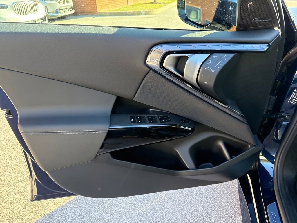 New 2026 BMW X3 xDrive30 w/ Premium Package image 12