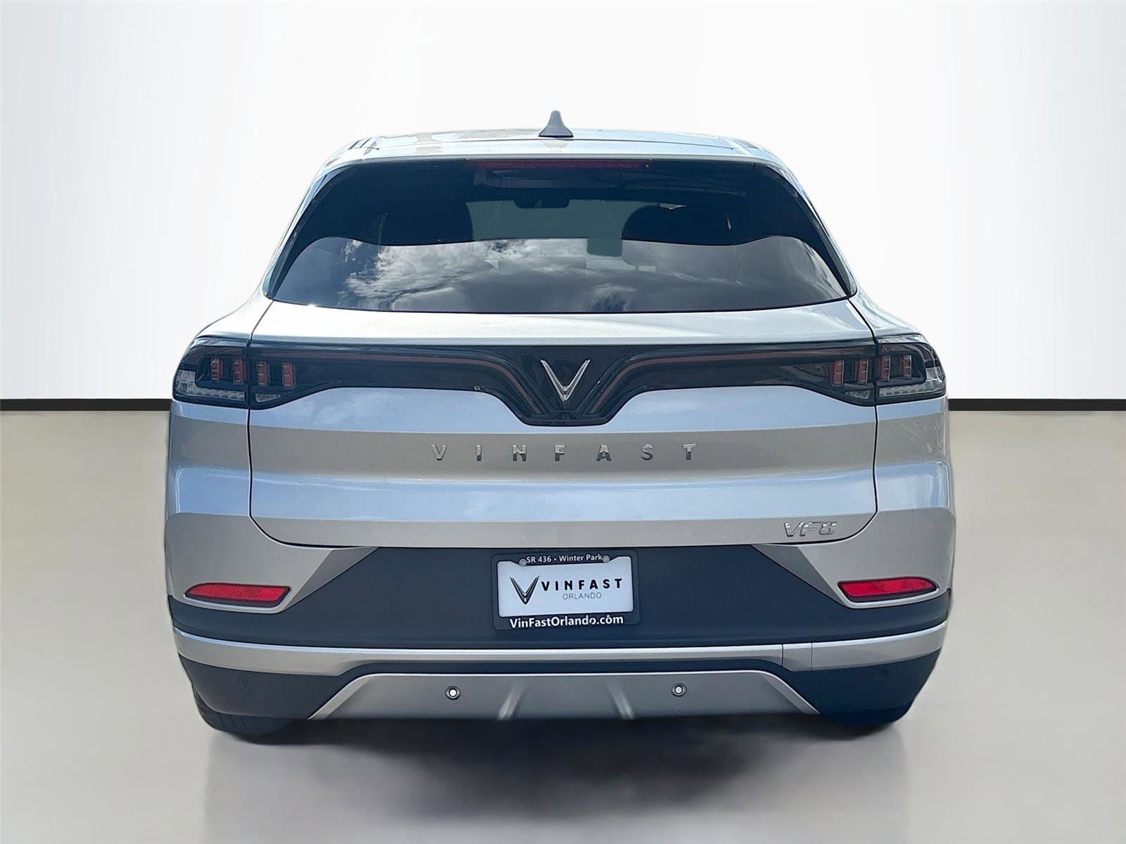New 2025 VinFast VF 8 Eco AWD/4WD image 6