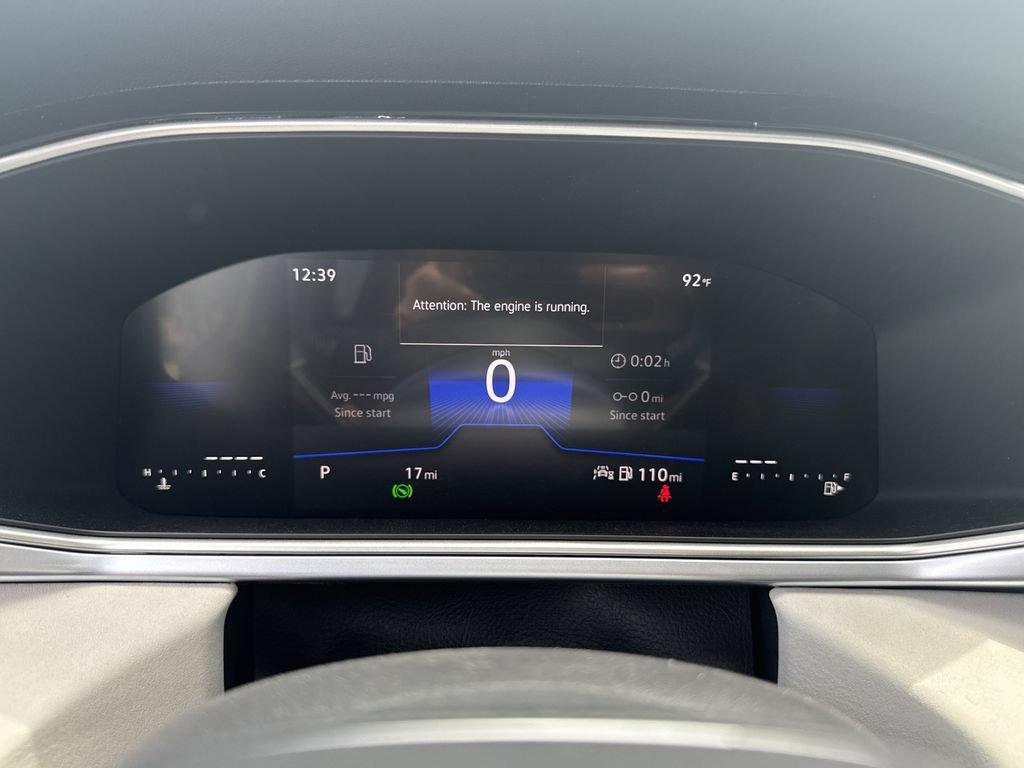 New 2026 Volkswagen Taos SE FWD image 17