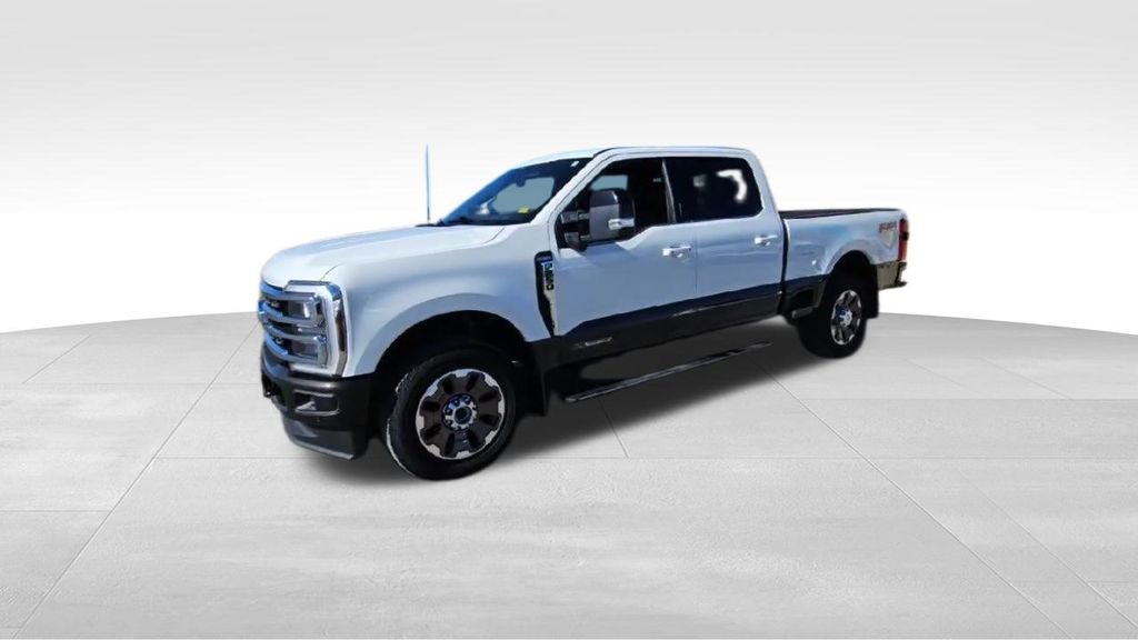 Used 2024 Ford F250 King Ranch w/ FX4 Off-Road Package image 4