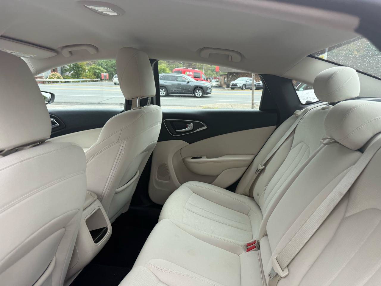 Used 2015 Chrysler 200 Limited FWD image 41