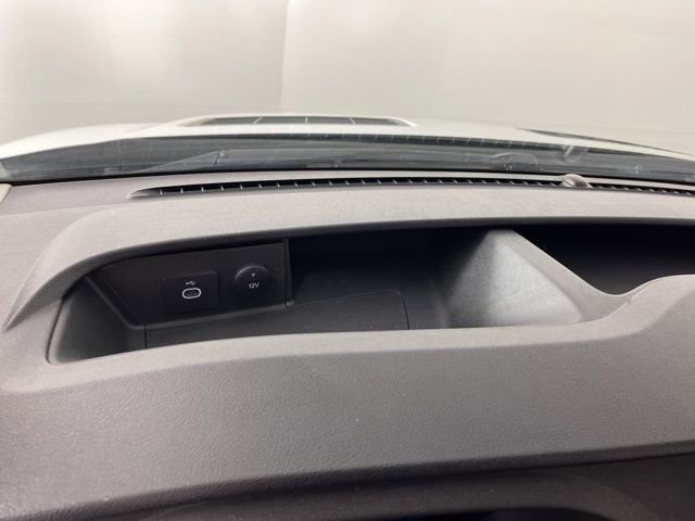 Used 2024 Ford Transit 350 XLT image 28