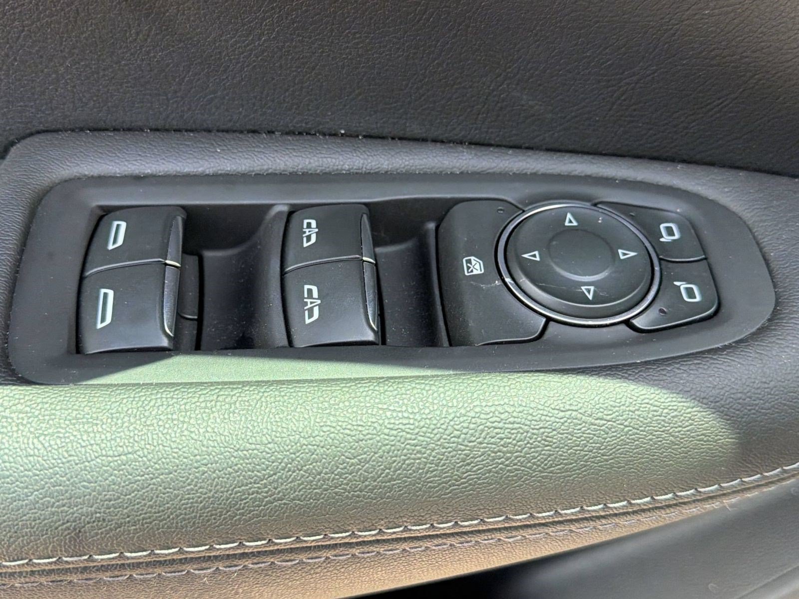Used 2023 Cadillac XT5 Luxury FWD image 15