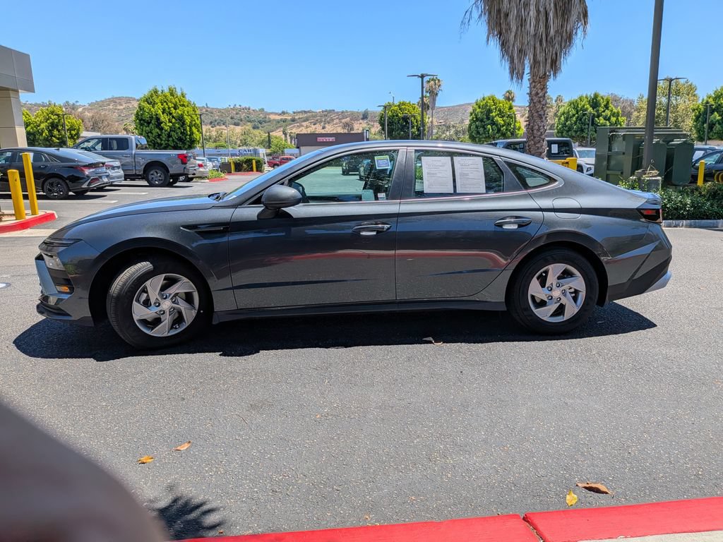 Used 2026 Hyundai Sonata SE FWD image 5