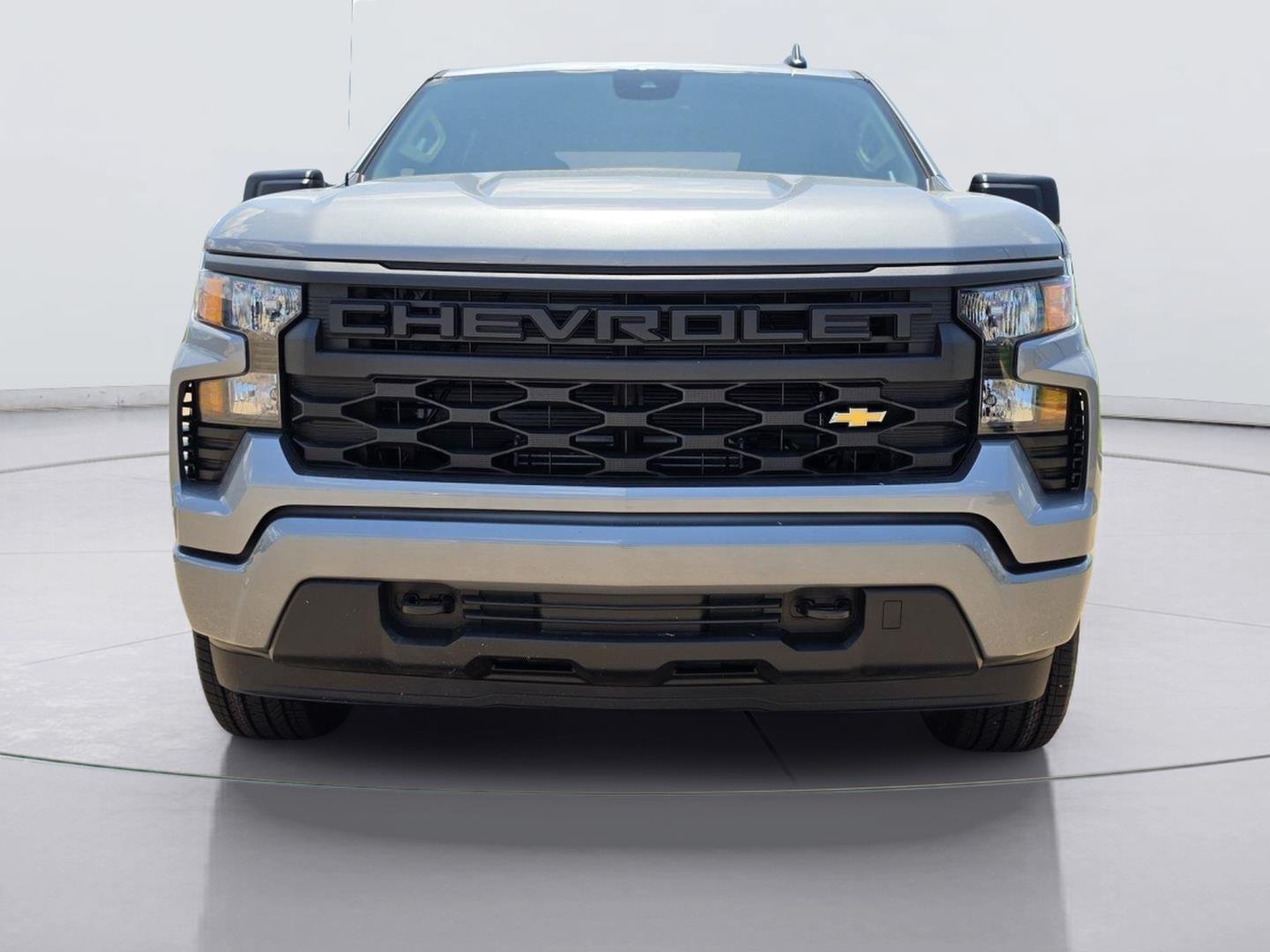 New 2026 Chevrolet Silverado 1500 Custom RWD image 2