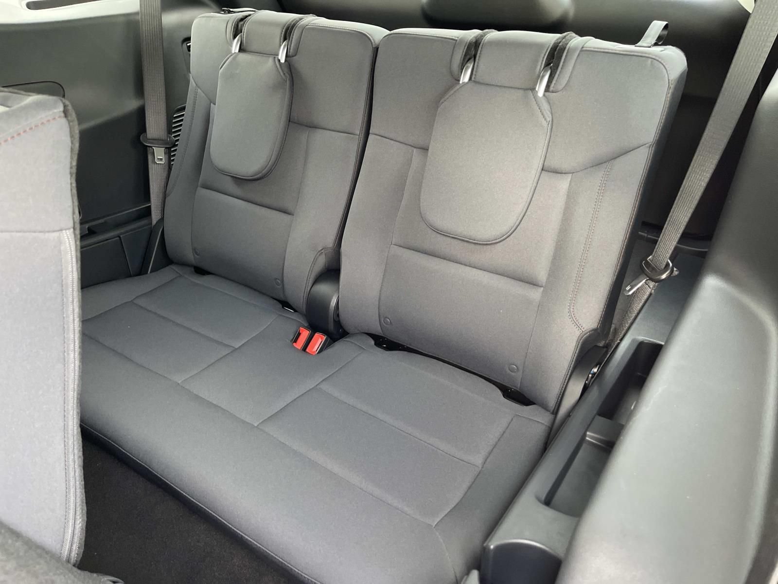 New 2026 Ford Explorer Active RWD image 15
